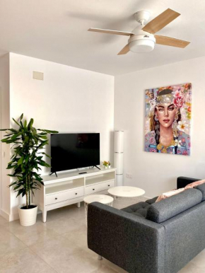 Apartamento Luz de Conil Calefacción y WIFI -SOLO FAMILIAS Y PAREJAS-